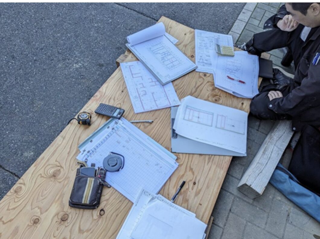 木造改修現場より　「枠は寿司」