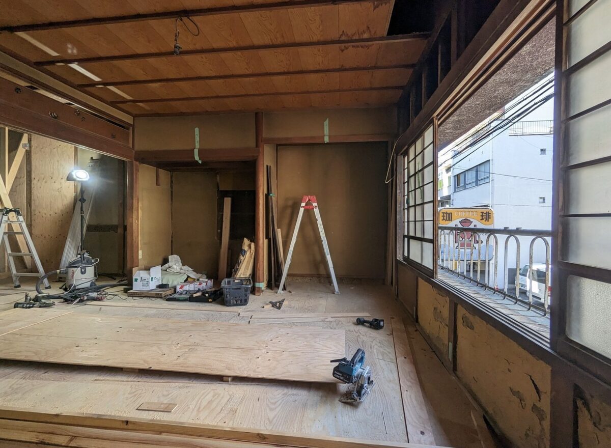 窓からの眺め　〜珈琲屋さん〜