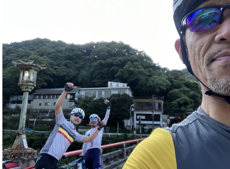 自転車は楽しい　いろいろ走って内々神社へ