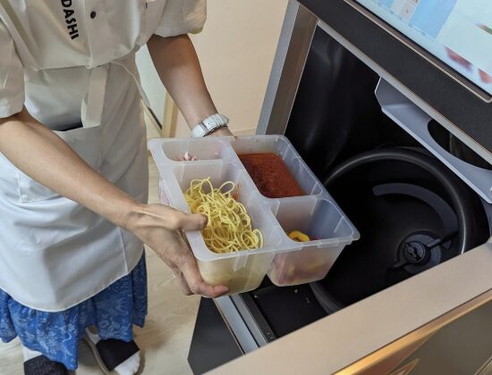 未来の調理マシーンby中国