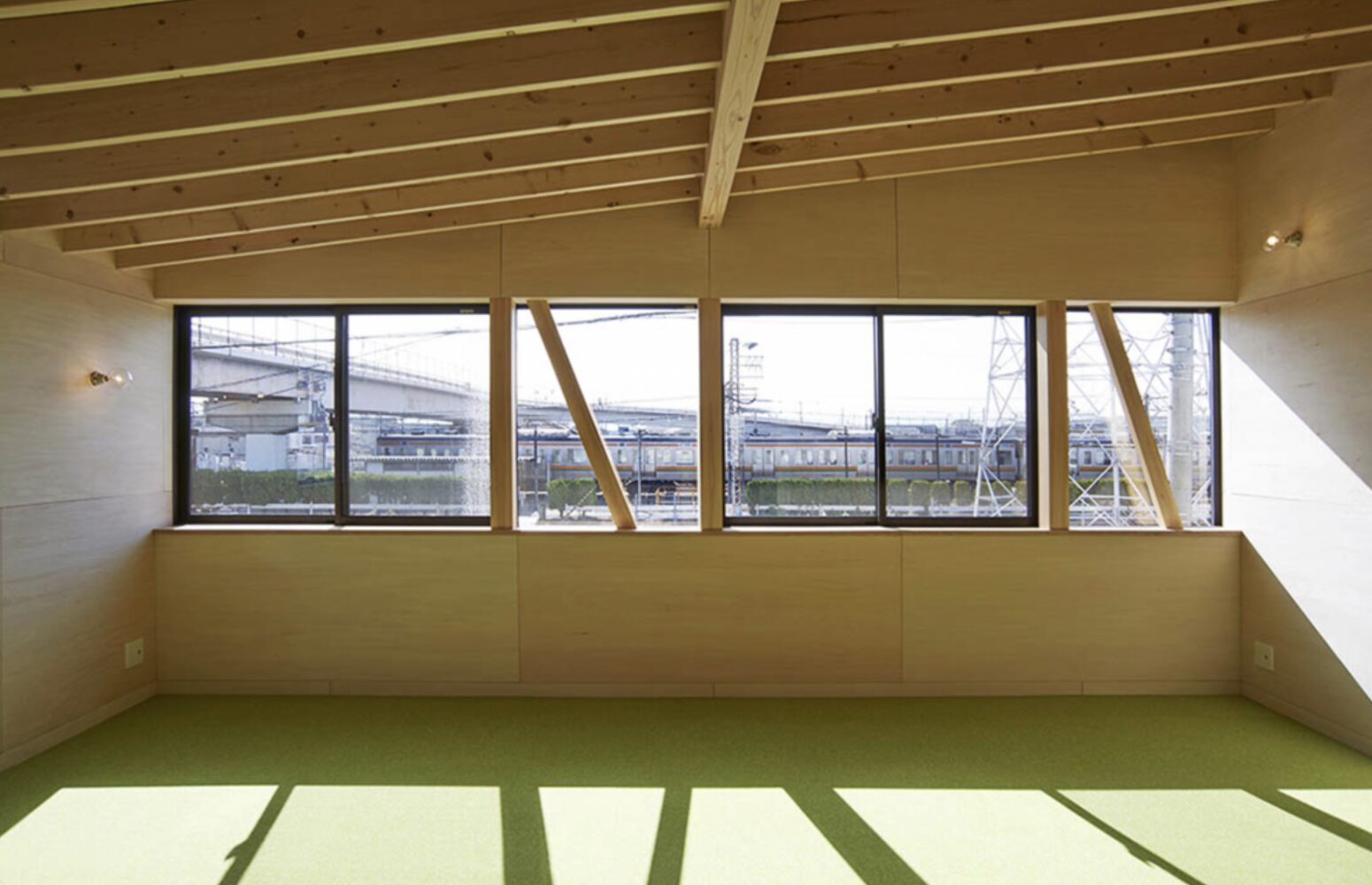 操車場を望めるお家